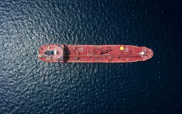 🛢 Hormus: Iran meldet Minentreffer bei Supertanker – Brent nahe 110 Dollar