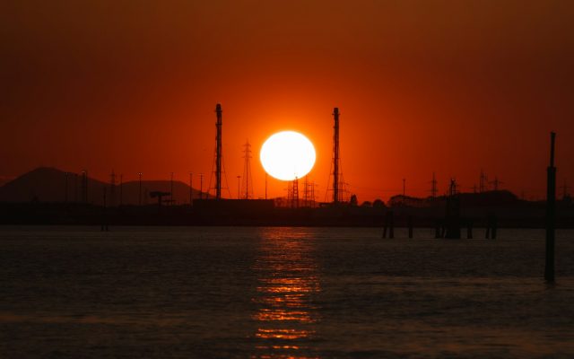 ⚠ Huthis melden Angriffe auf Saudi-Ölanlagen – Ost-West-Pipeline im Visier